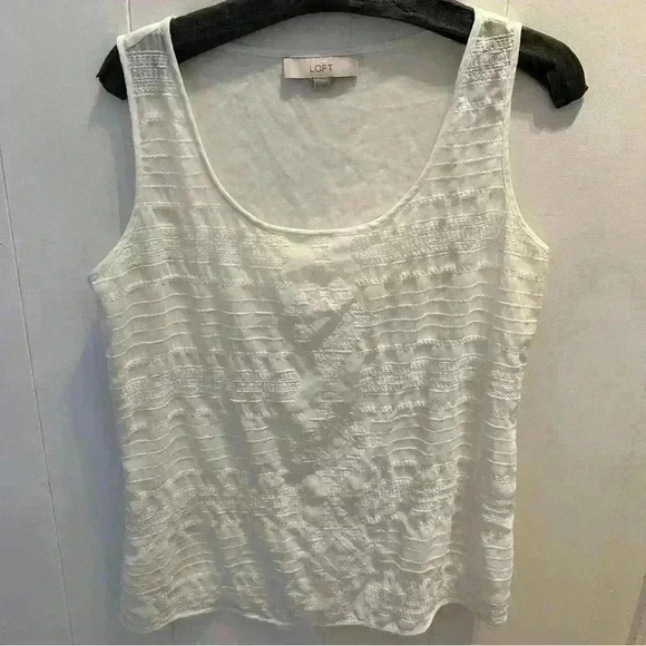 Ann Taylor Loft top - Picture 1 of 6